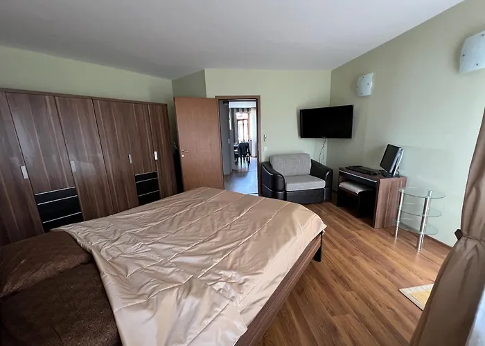 Saint Thomas Village Aparthotel Sozopol