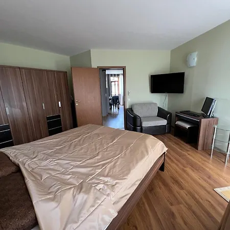 Saint Thomas Holiday Village Condo Ξενοδοχείο με διαμερίσματα Σωζόπολη