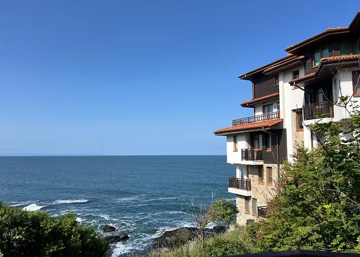 Aparthotel Saint Thomas Village 4*