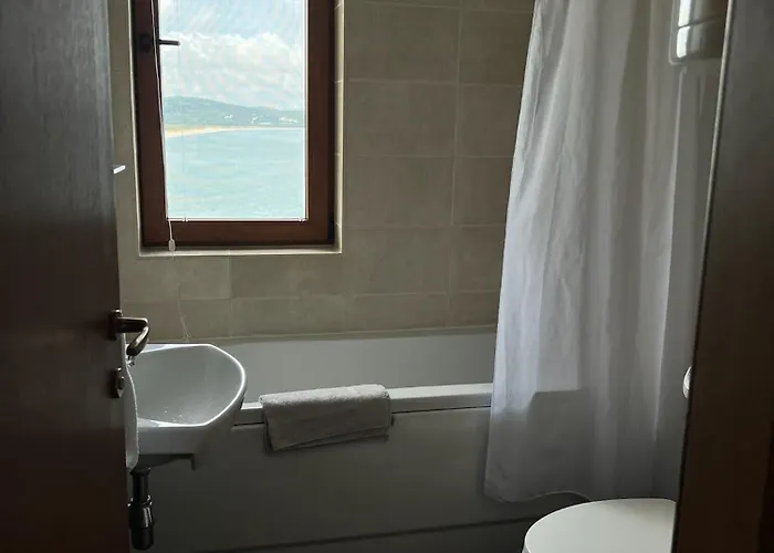 Saint Thomas Village Aparthotel 4*